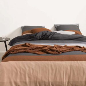 Marc O`Polo Kiya DOBBELTDYNE 220X200+60X63 Warm Charcoral 100% Cotton Satin